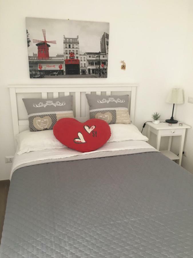 The Shabby House - Charming Seaside Retreat In Central Anzio, Steps From Beach And Train Station Экстерьер фото